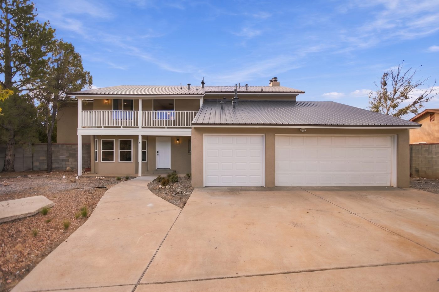 Albuquerque — front elevation