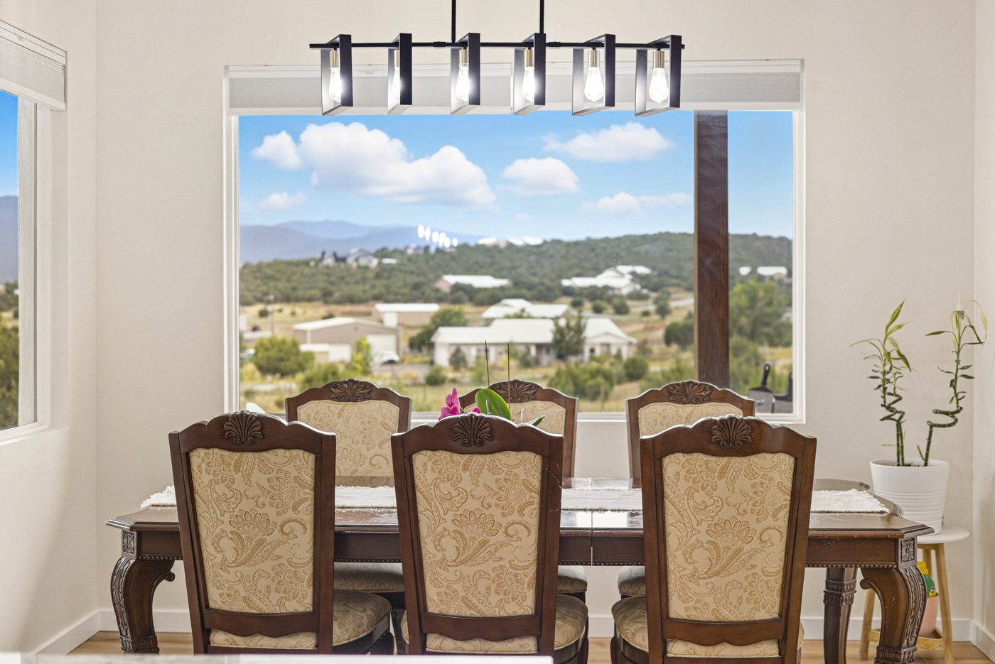 Sandia Park — dining room