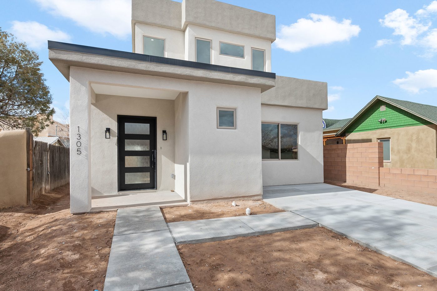 Albuquerque — front elevation