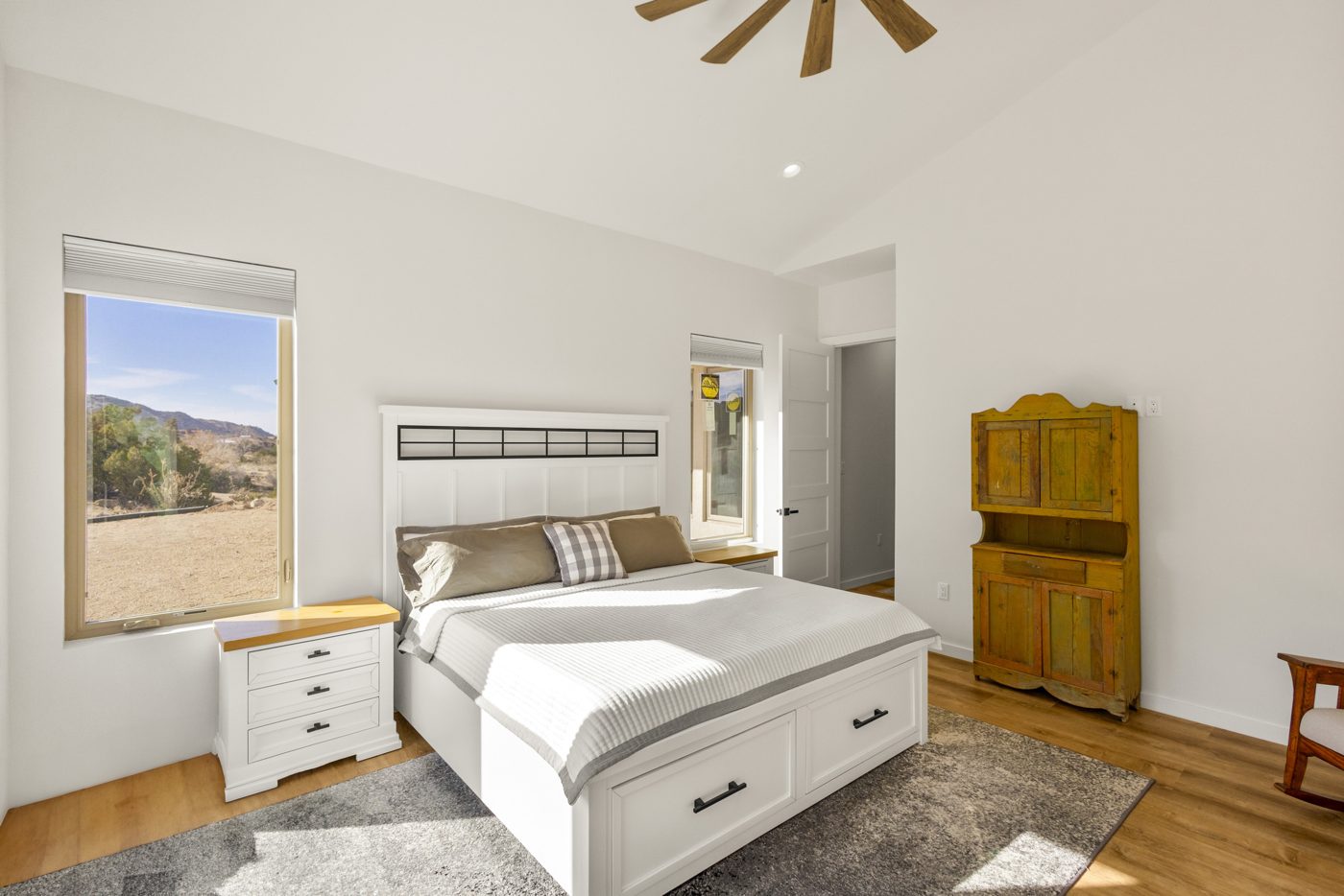 Albuquerque — primary suite